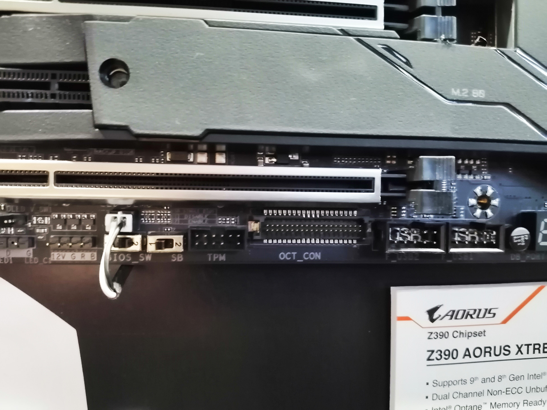 Ces 2019 Gigabyte Z390 Aorus Xtreme Waterforce Motherboard 7452